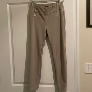 Comfortable and sleek work pants!